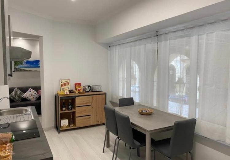 Apartment Suite Turin Central Po40 Turin